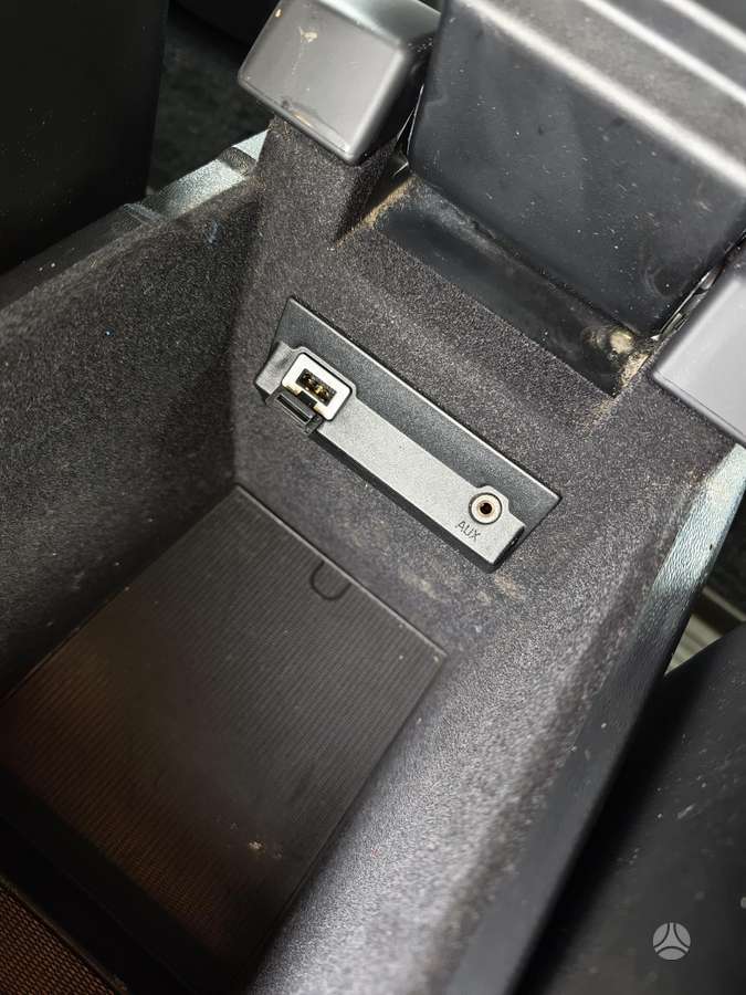 Volvo XC70 2013 — photo 21