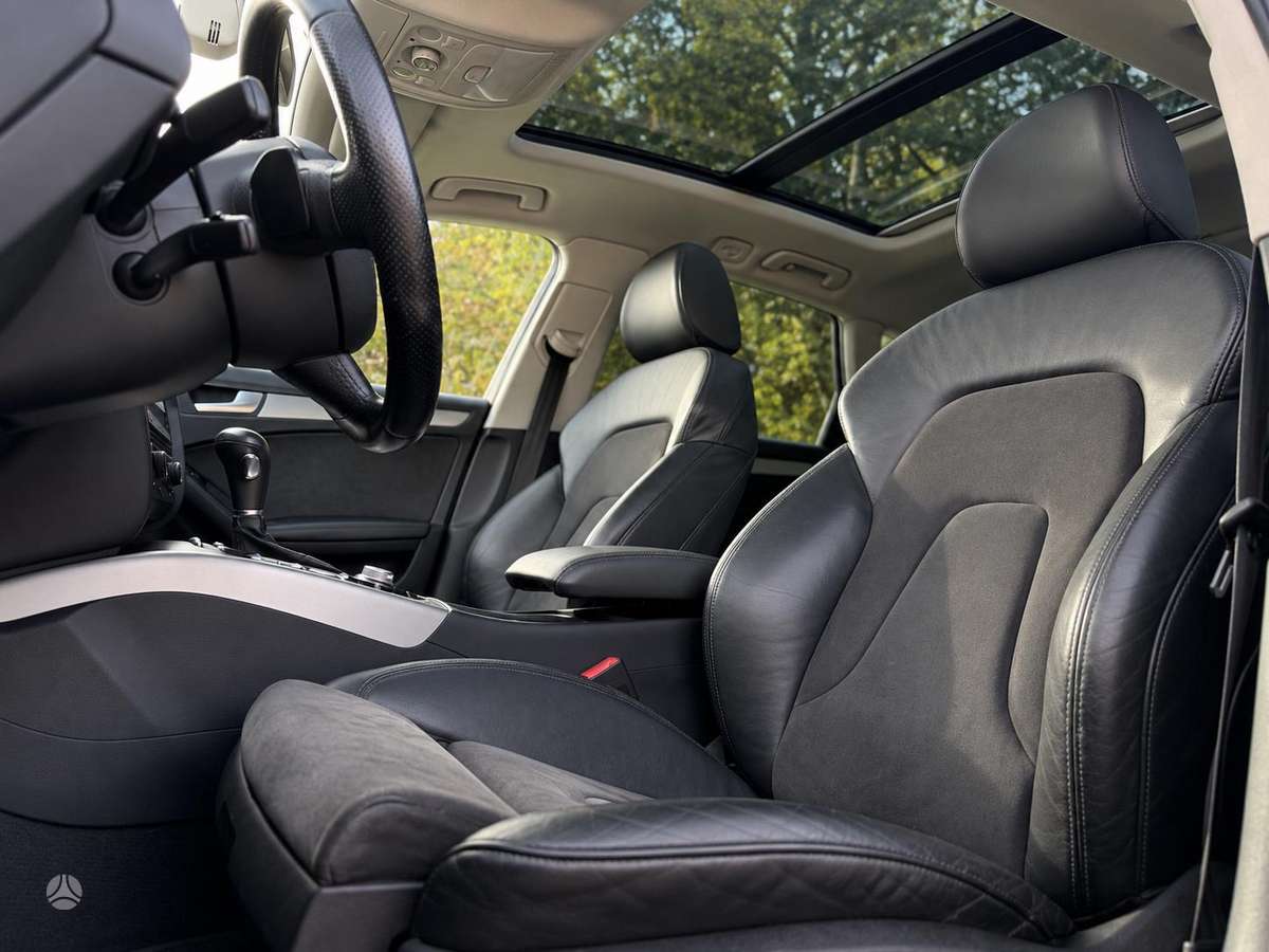 Audi A4 2009 — photo 10