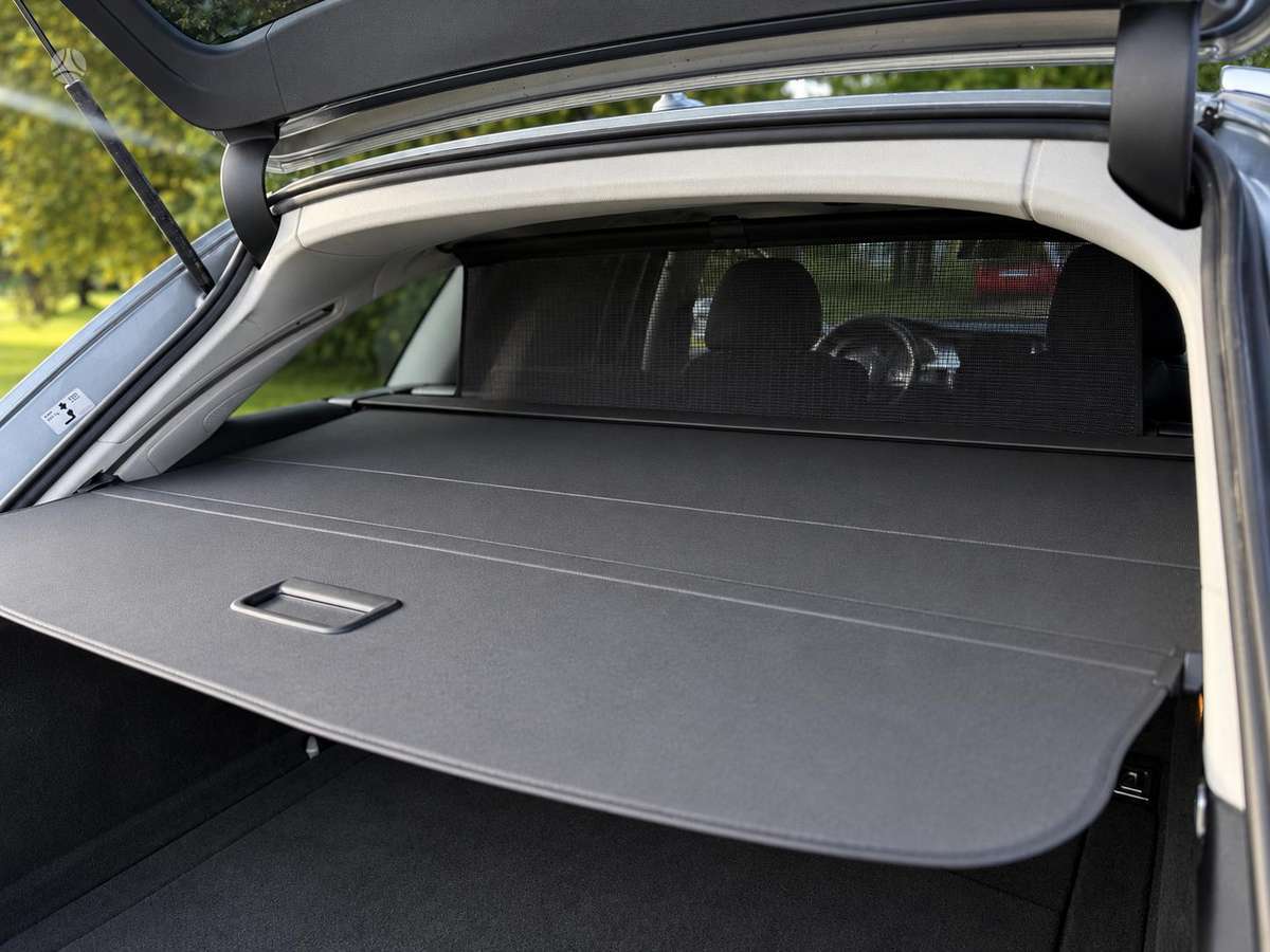 Audi A4 2009 — photo 15