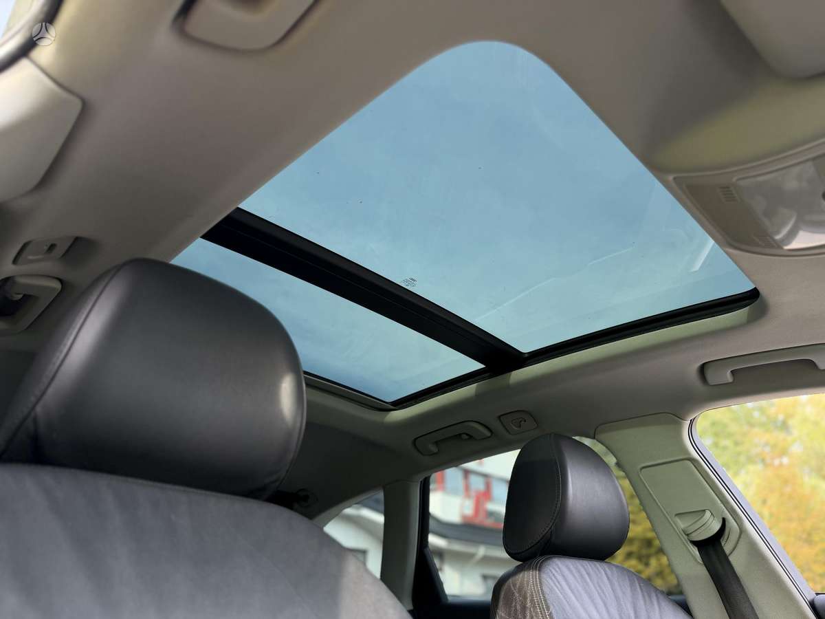 Audi A4 2009 — photo 18