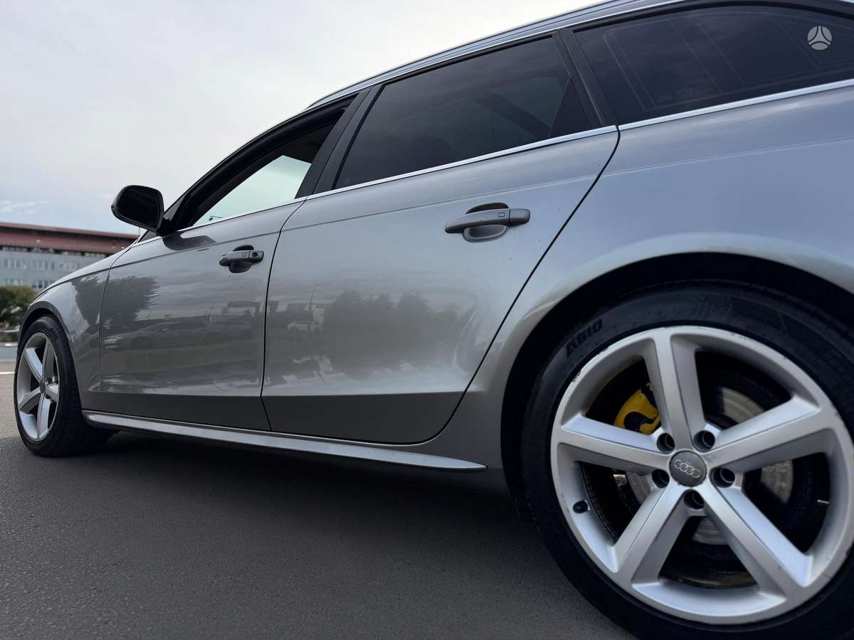 Audi A4 2009 — photo 5