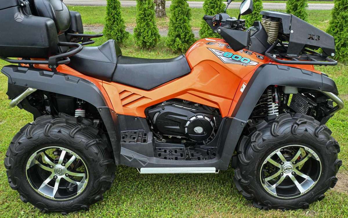 CFMOTO X8 2014 — rear view