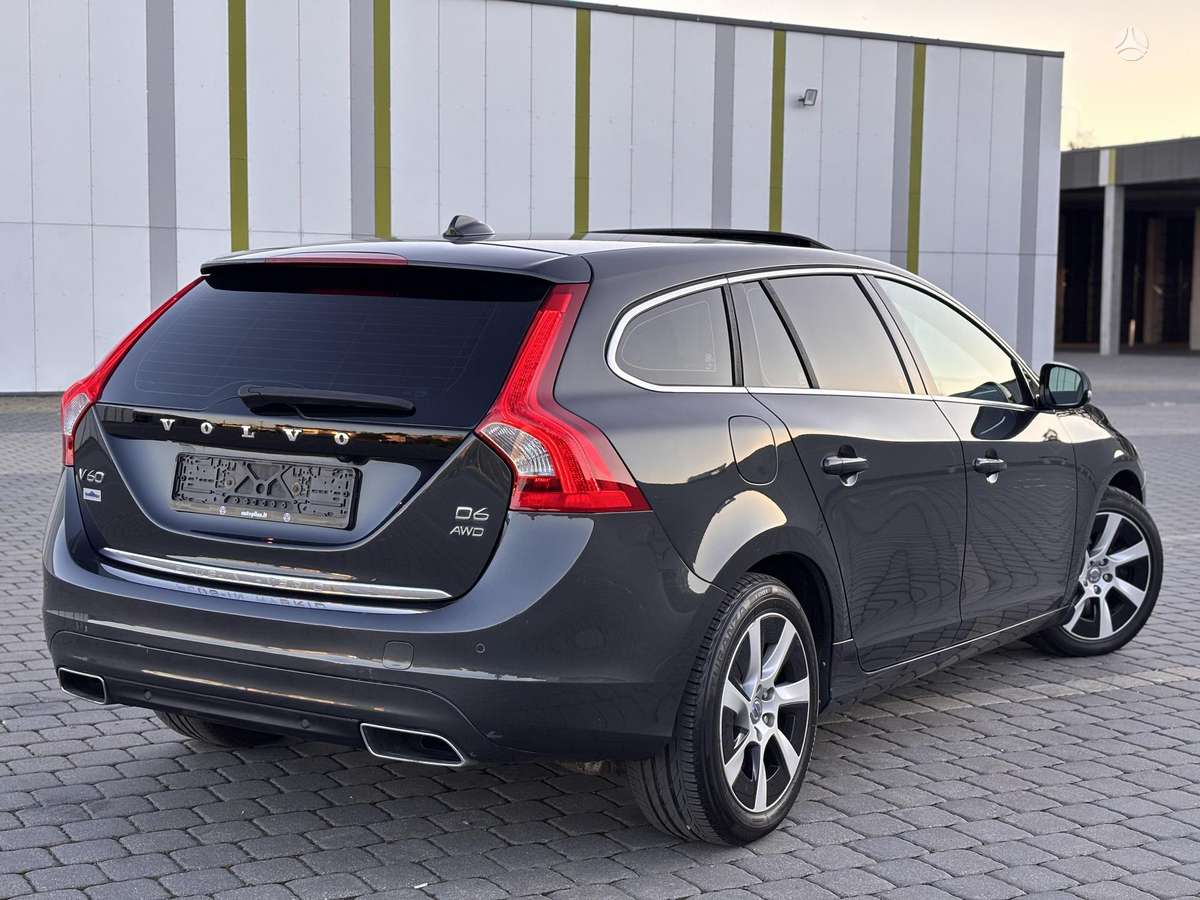 Volvo V60 2013 — photo 12