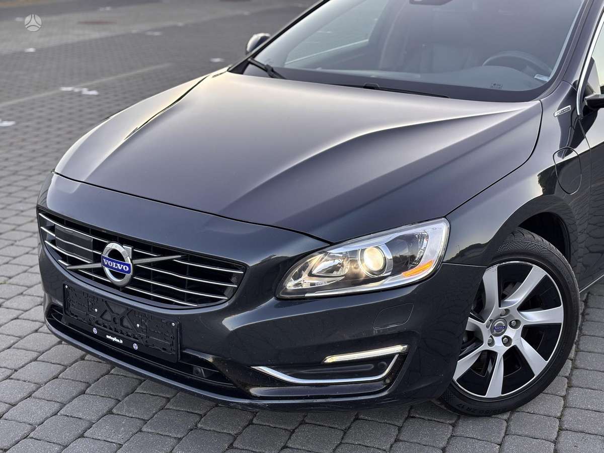 Volvo V60 2013 — photo 5