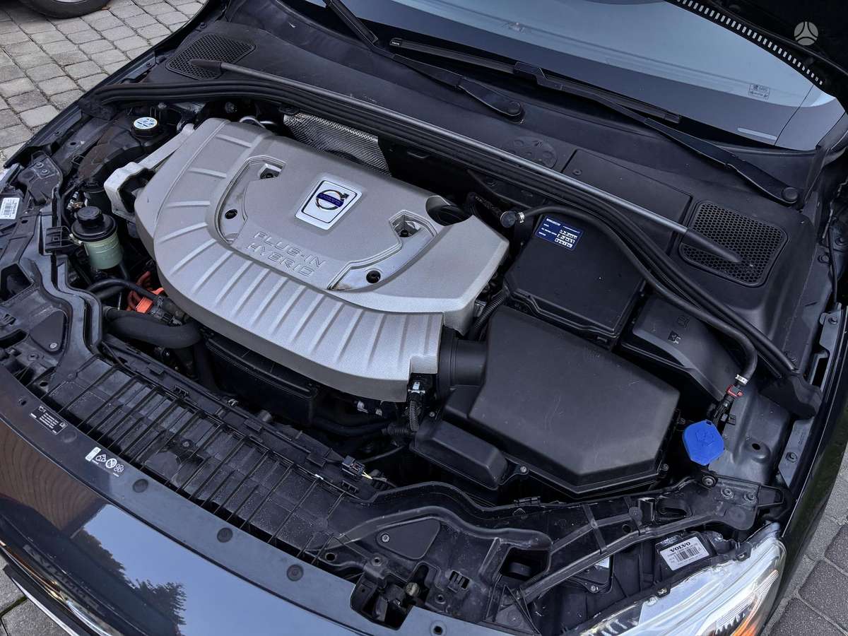 Volvo V60 2013 — photo 51