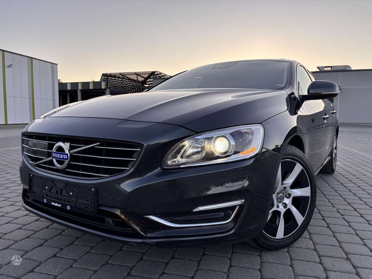 Volvo V60 2013 — photo 6