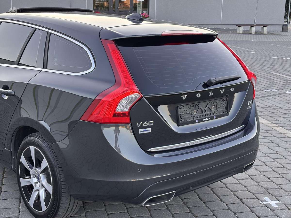 Volvo V60 2013 — photo 9