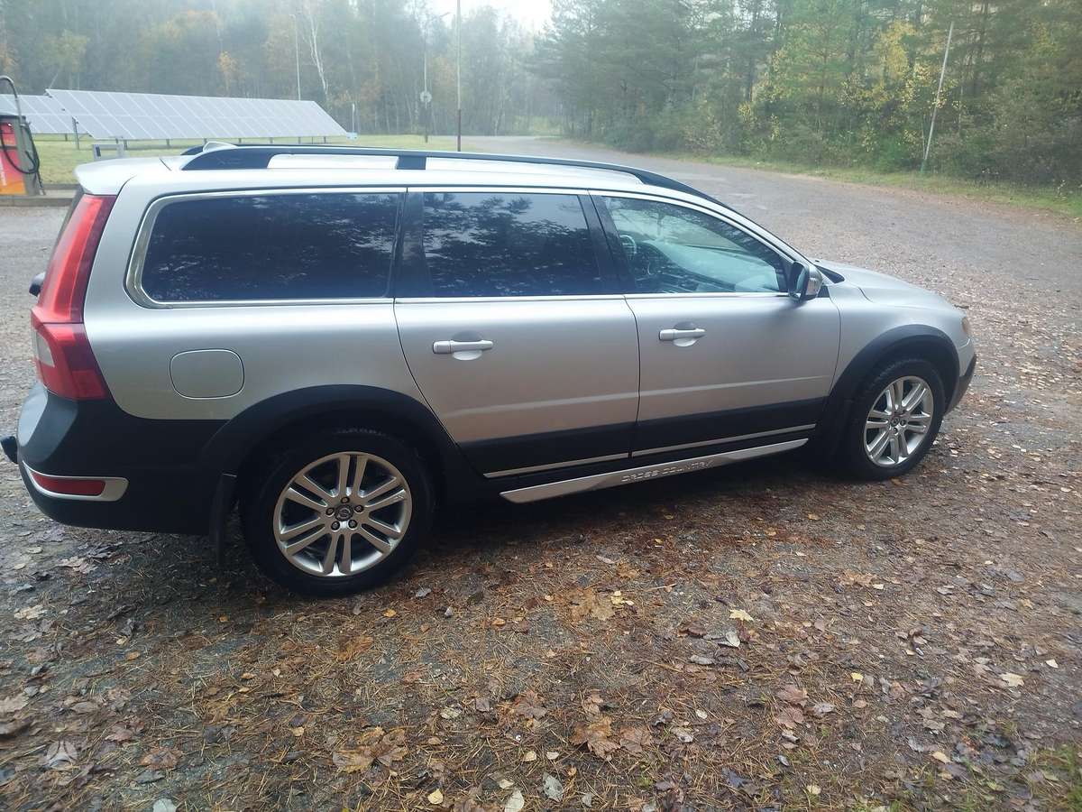 Volvo XC70, 2010