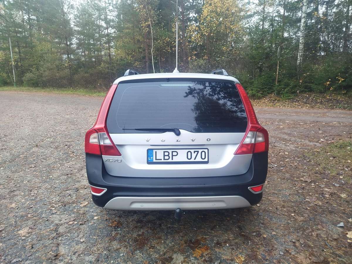 Volvo XC70 2010 — вигляд ззаду