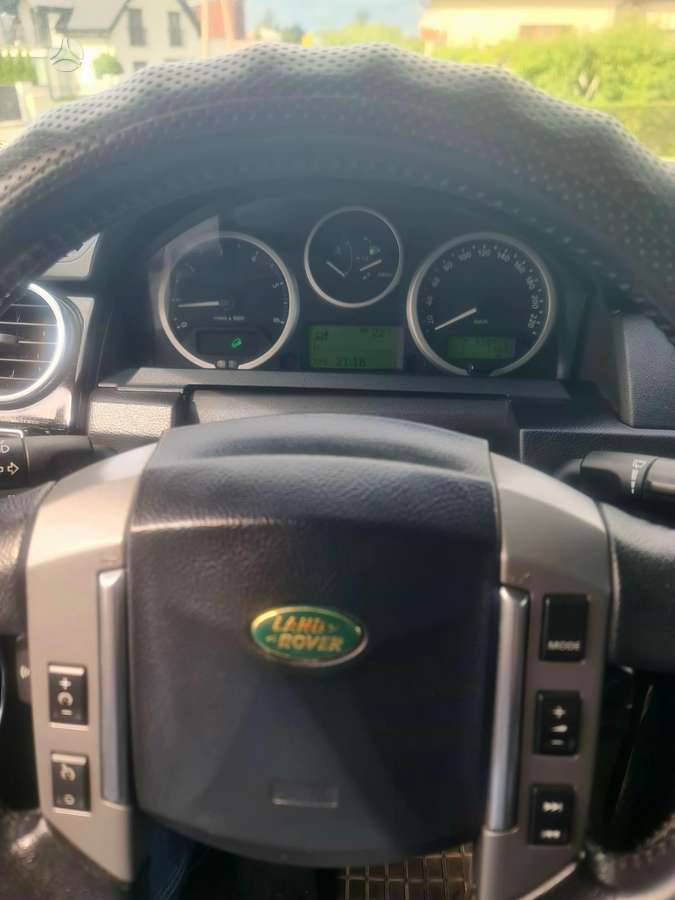 Land Rover 2009 — photo 12