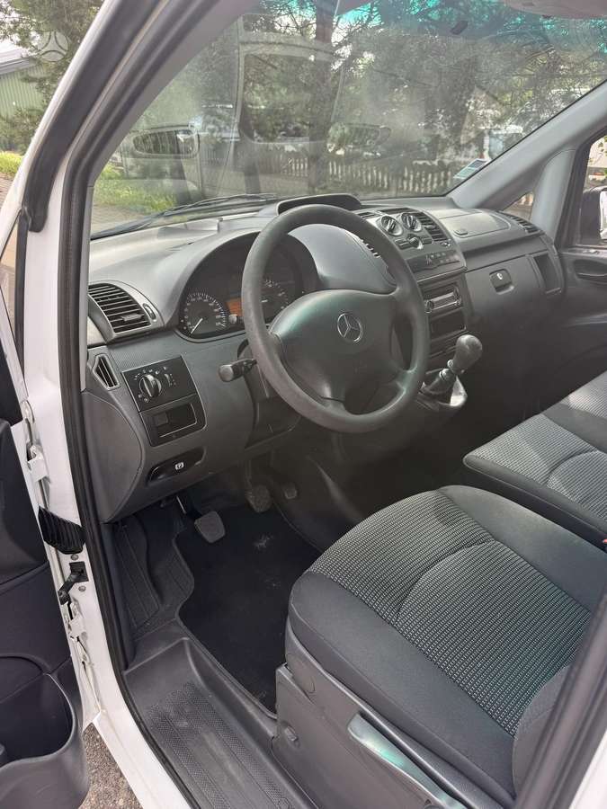 Mercedes-Benz Vito 2012 — photo 7