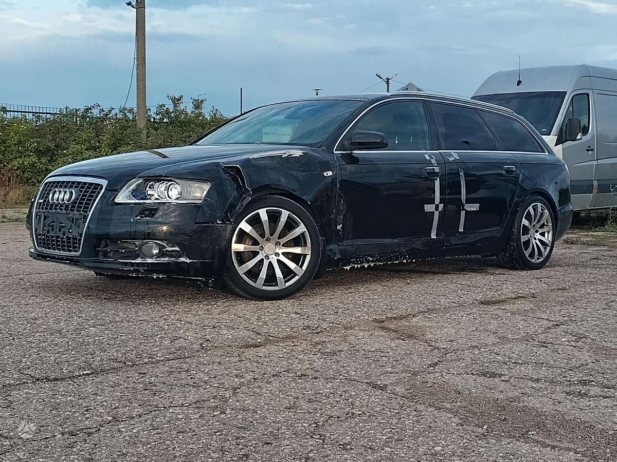 Audi A6 2009 — вигляд ззаду