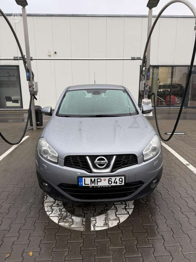 Nissan Qashqai 2011 — вигляд ззаду
