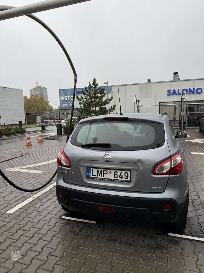 Nissan Qashqai 2011 — двигун 1461 cm³, 110 HP (81kW)