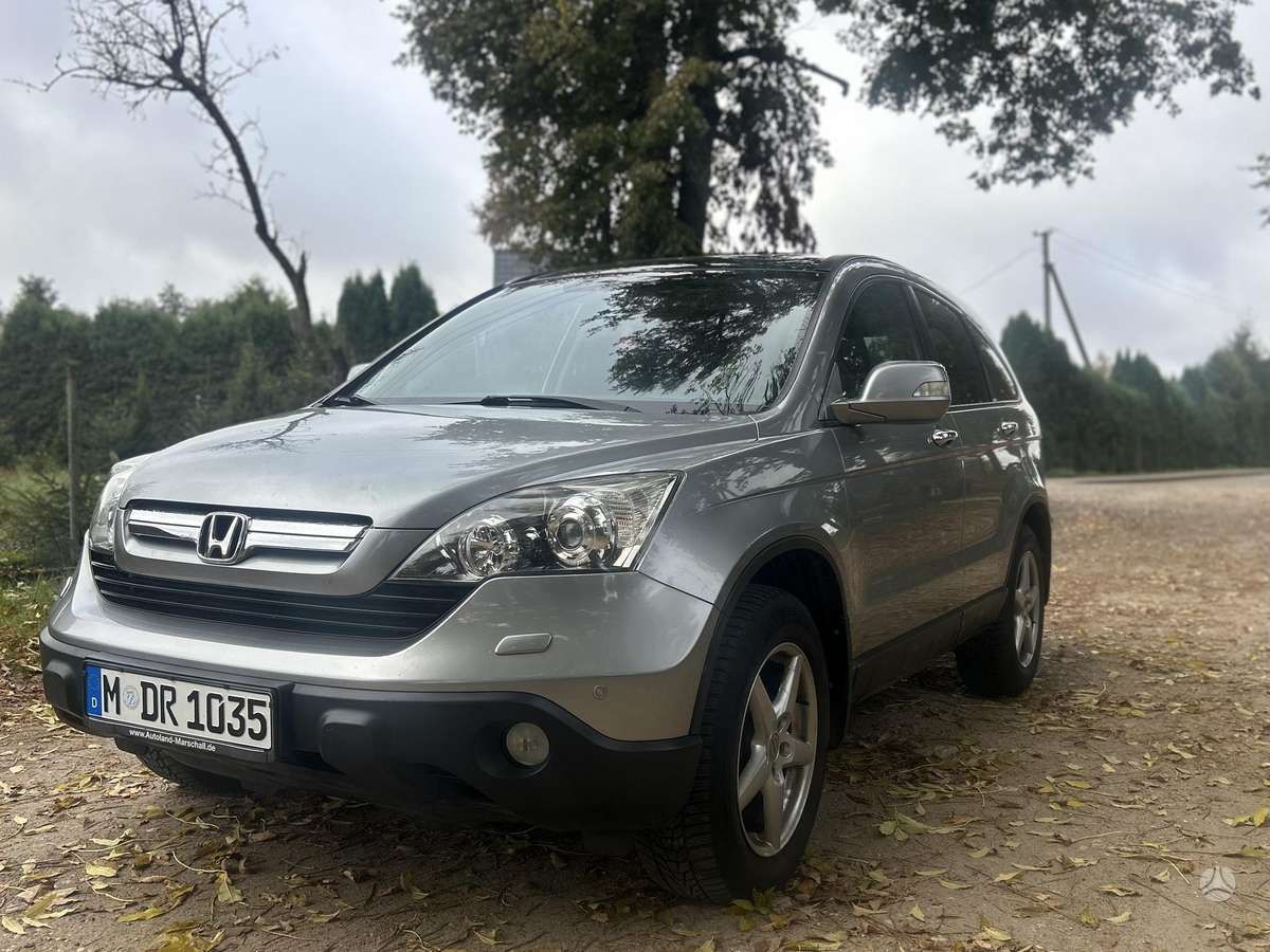 Honda CR-V 2009 — rear view