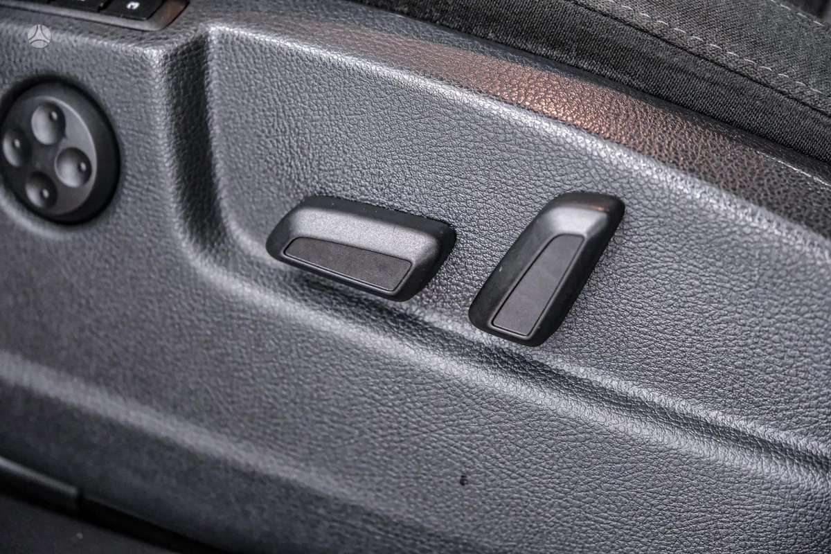 Skoda Superb 2012 — photo 14