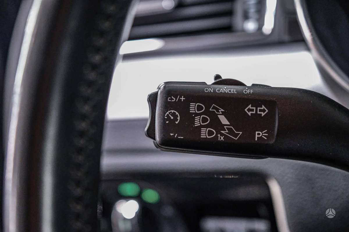 Skoda Superb 2012 — photo 17
