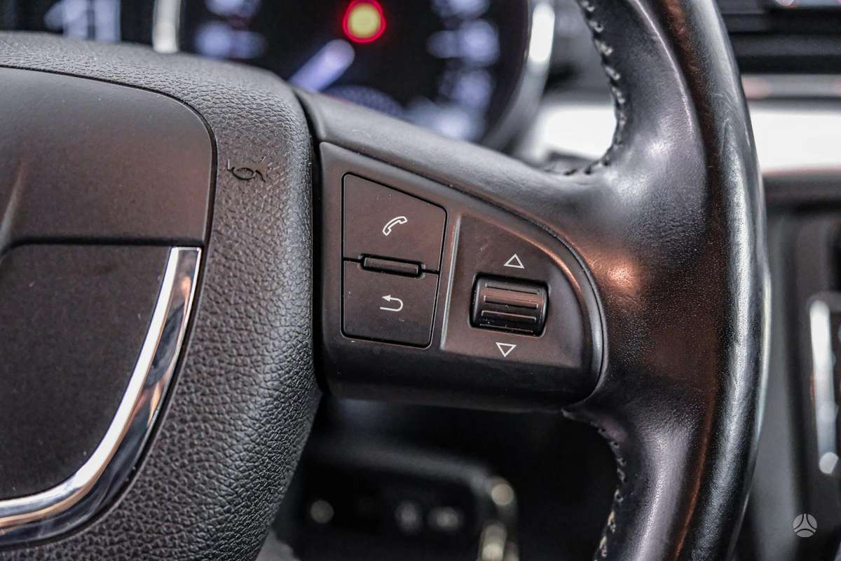 Skoda Superb 2012 — photo 19
