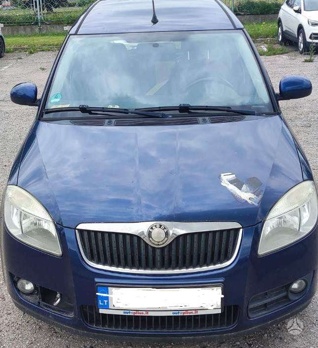 Skoda Roomster 2008 — rear view