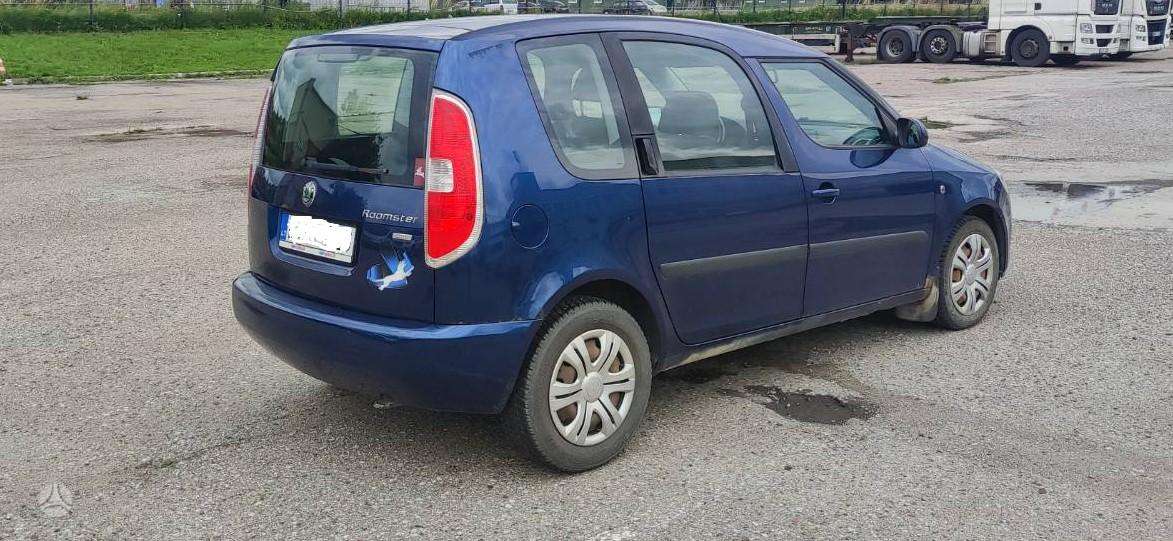 Skoda Roomster 2008 — interior