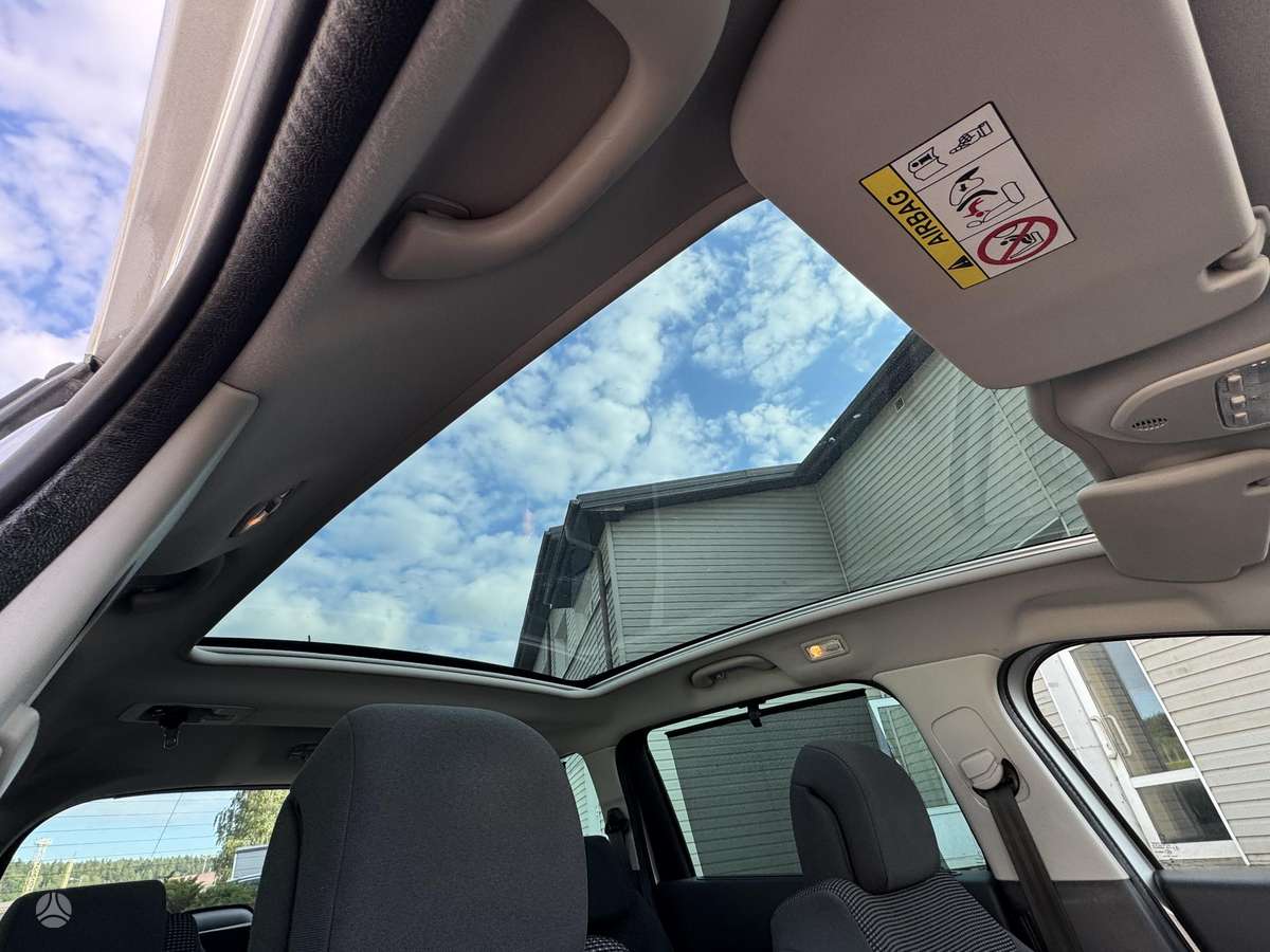 Peugeot 5008 2015 — photo 16