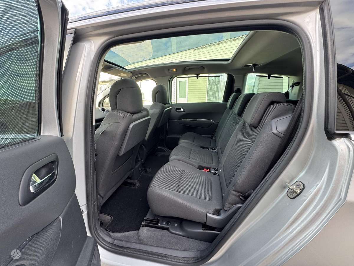 Peugeot 5008 2015 — photo 7