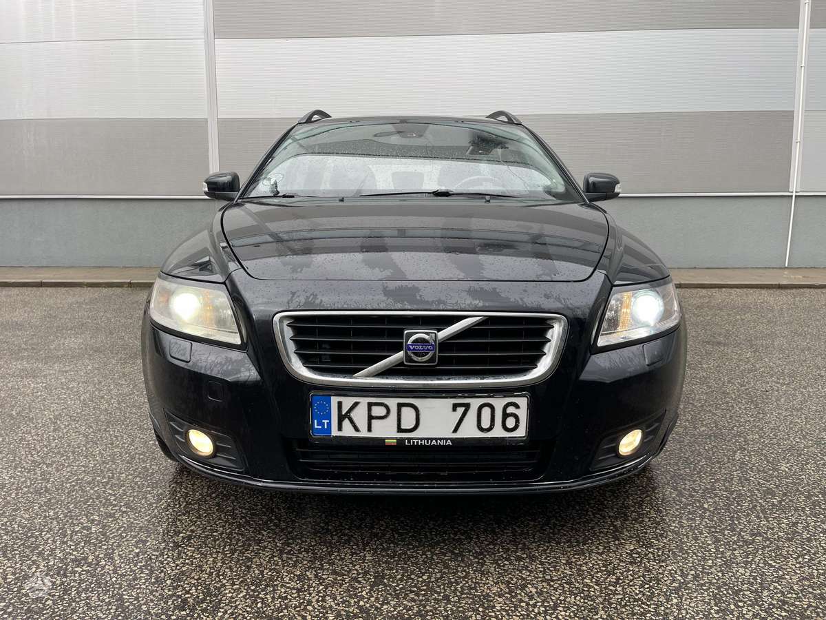 Volvo V50 2007 — photo 7