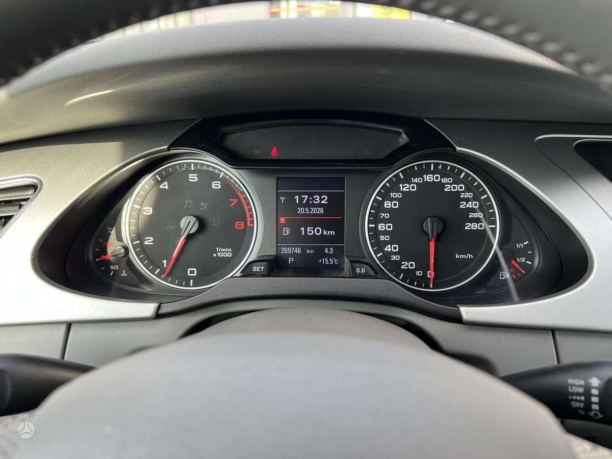 Audi A4 2008 — photo 12