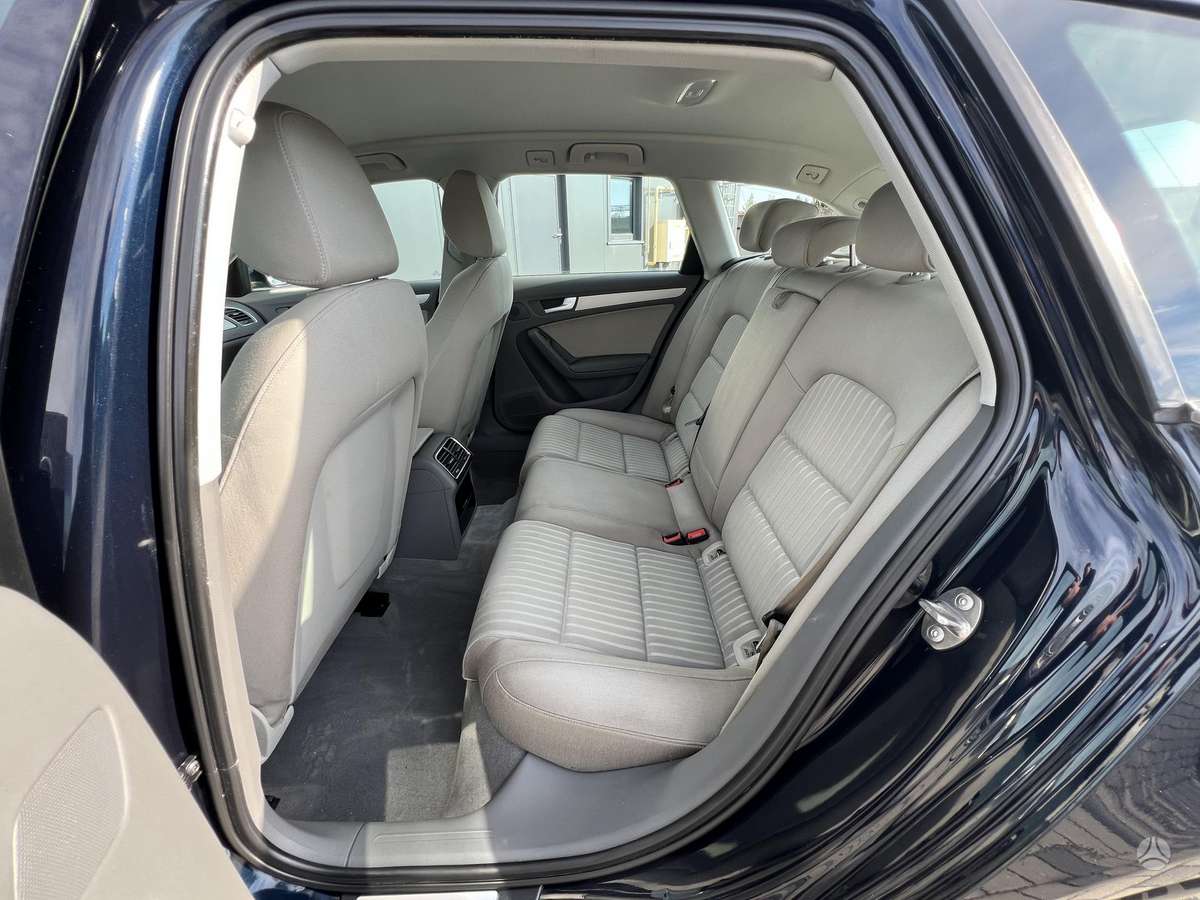 Audi A4 2008 — photo 17