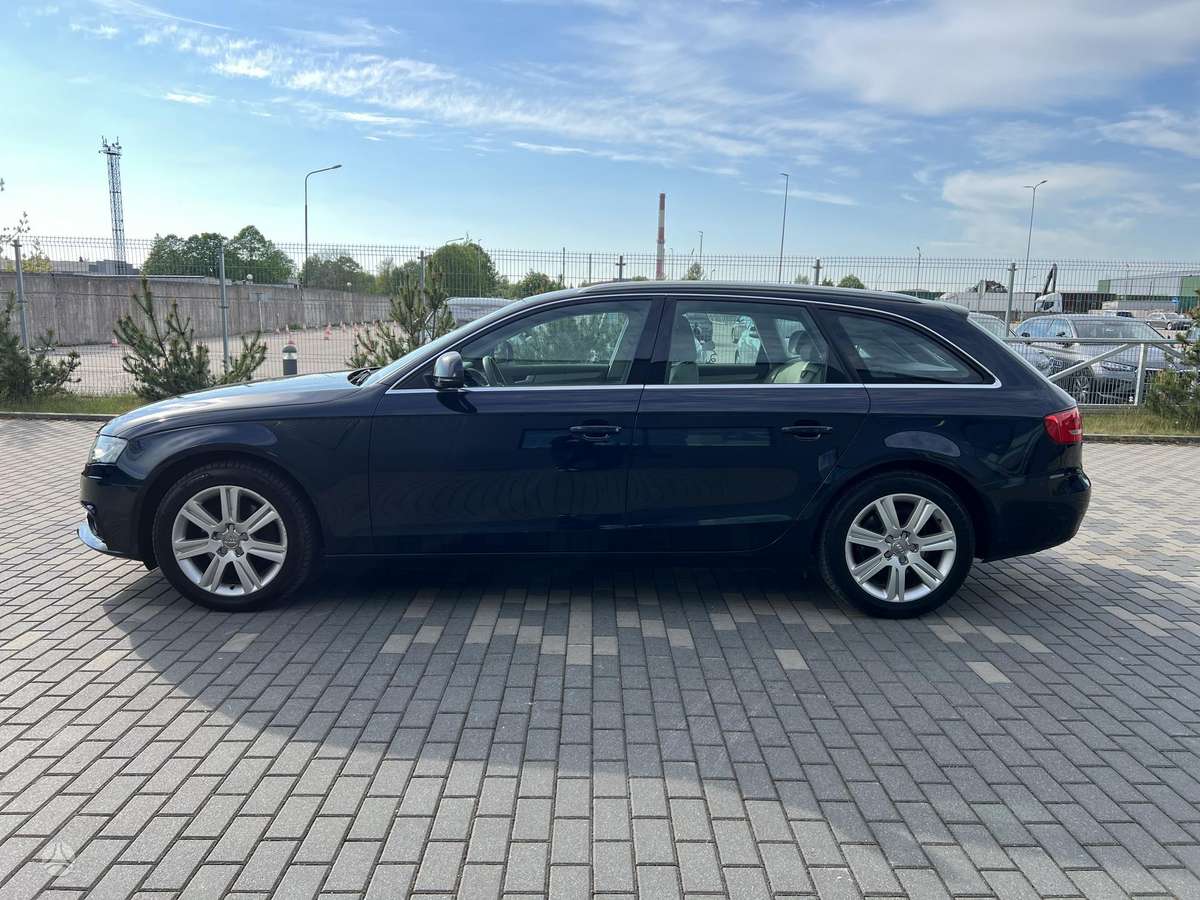 Audi A4 2008 — photo 5