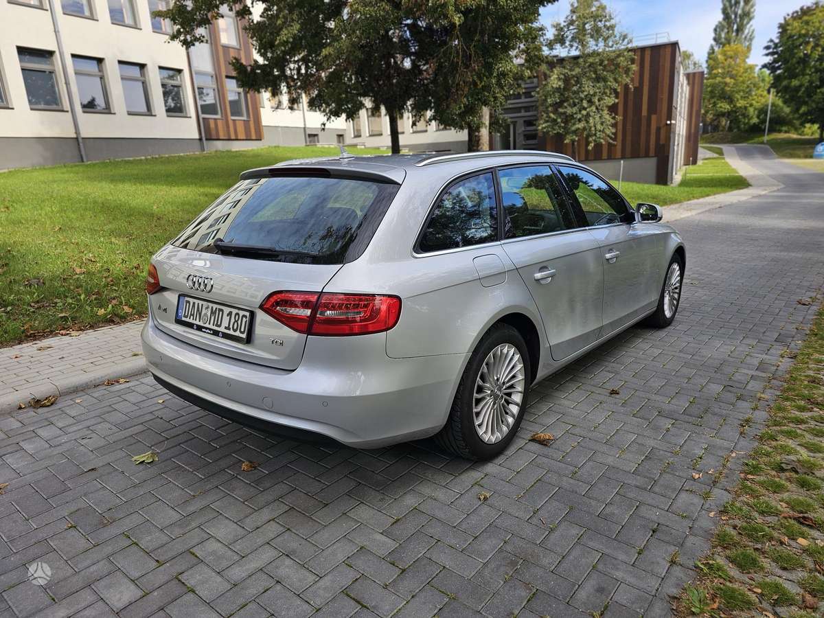 Audi A4 2013 — interior