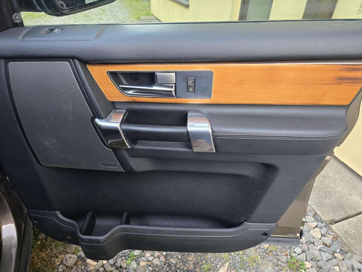 Land Rover 2012 — photo 7