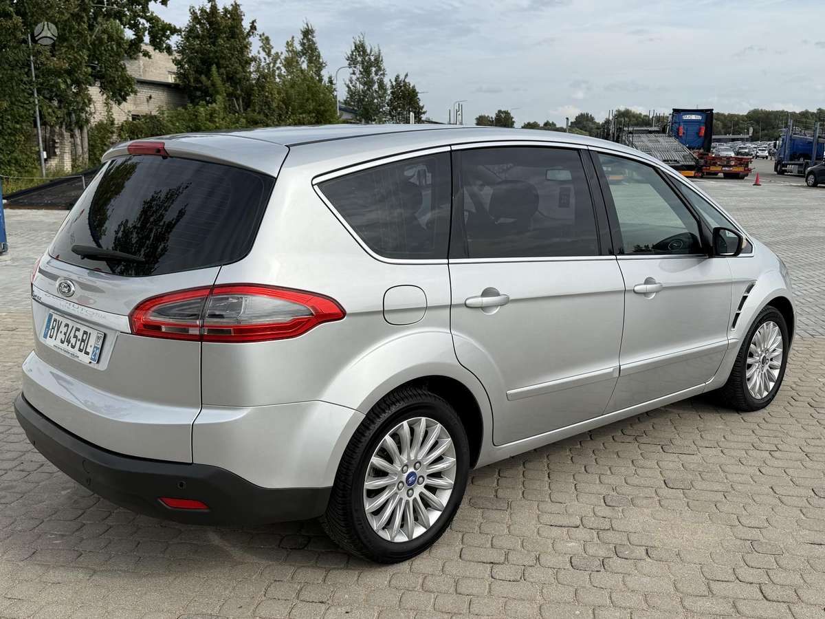 Ford S-MAX 2011 — photo 7
