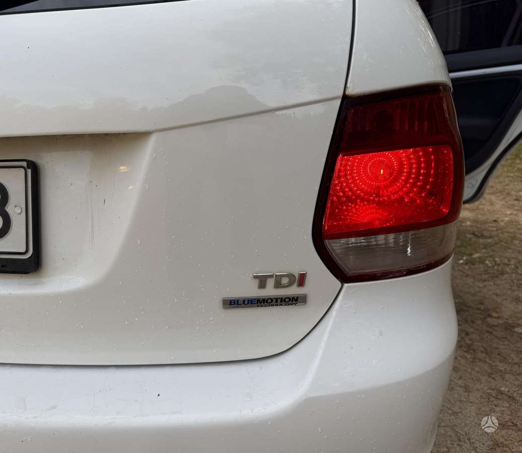 Volkswagen Golf 2011 — photo 11