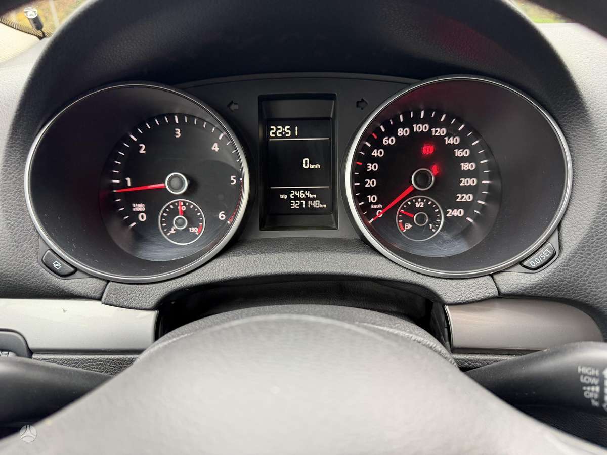 Volkswagen Golf 2011 — photo 20
