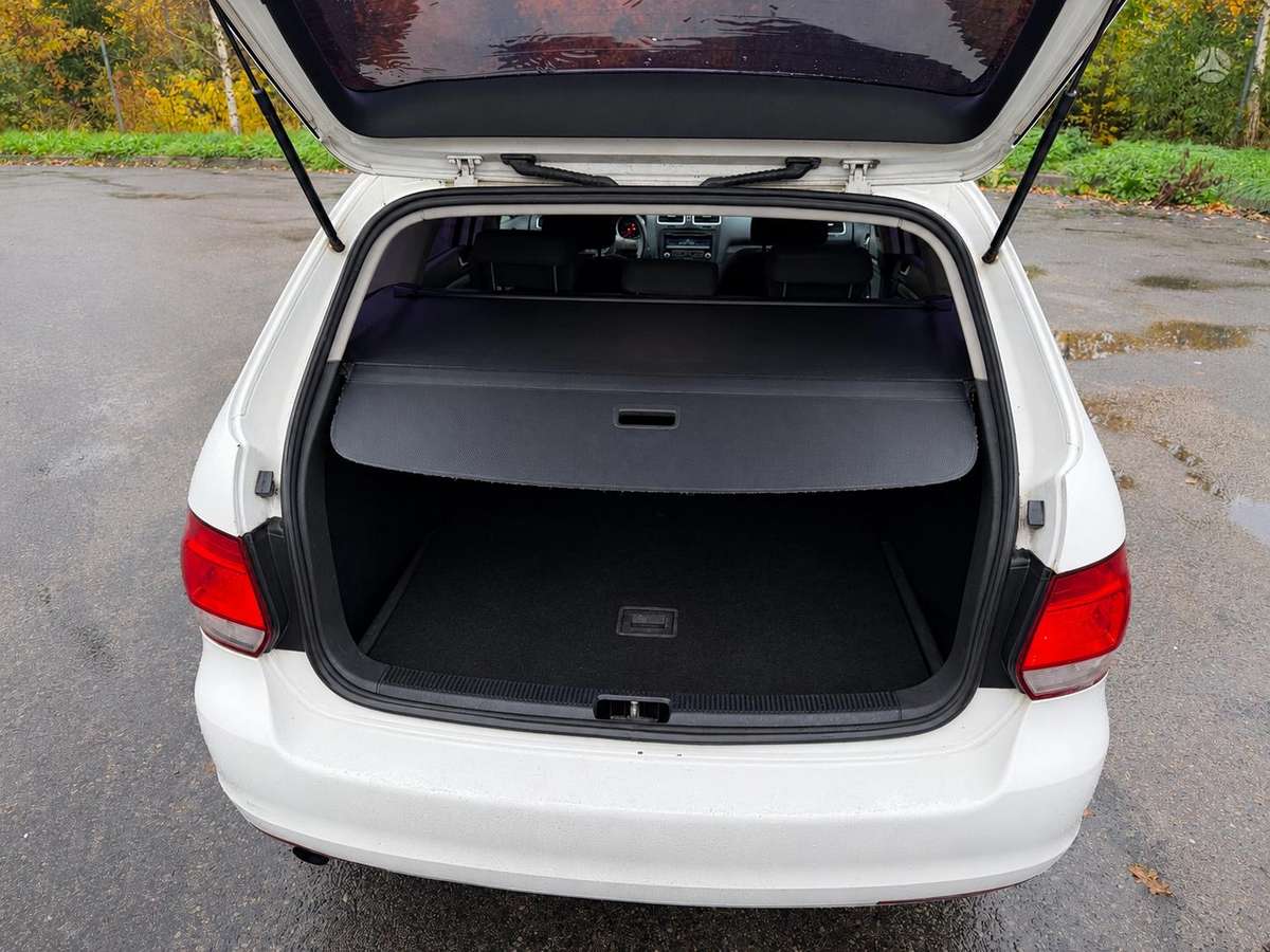 Volkswagen Golf 2011 — photo 22