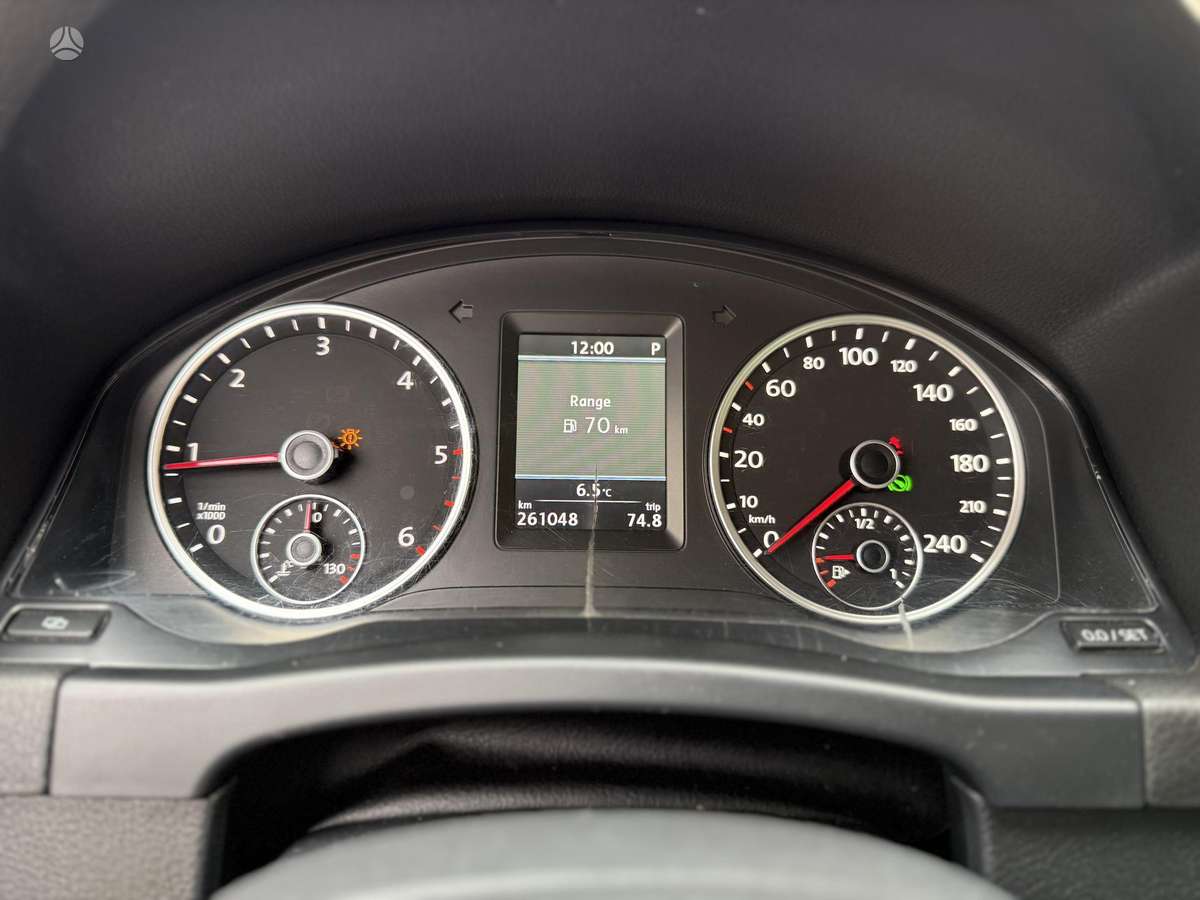 Volkswagen Tiguan 2012 — photo 15