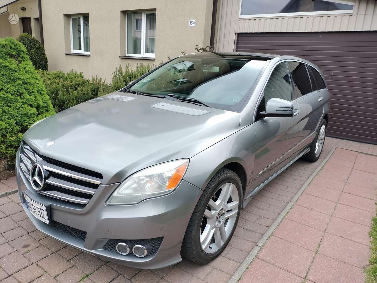 Mercedes-Benz R350, 2011