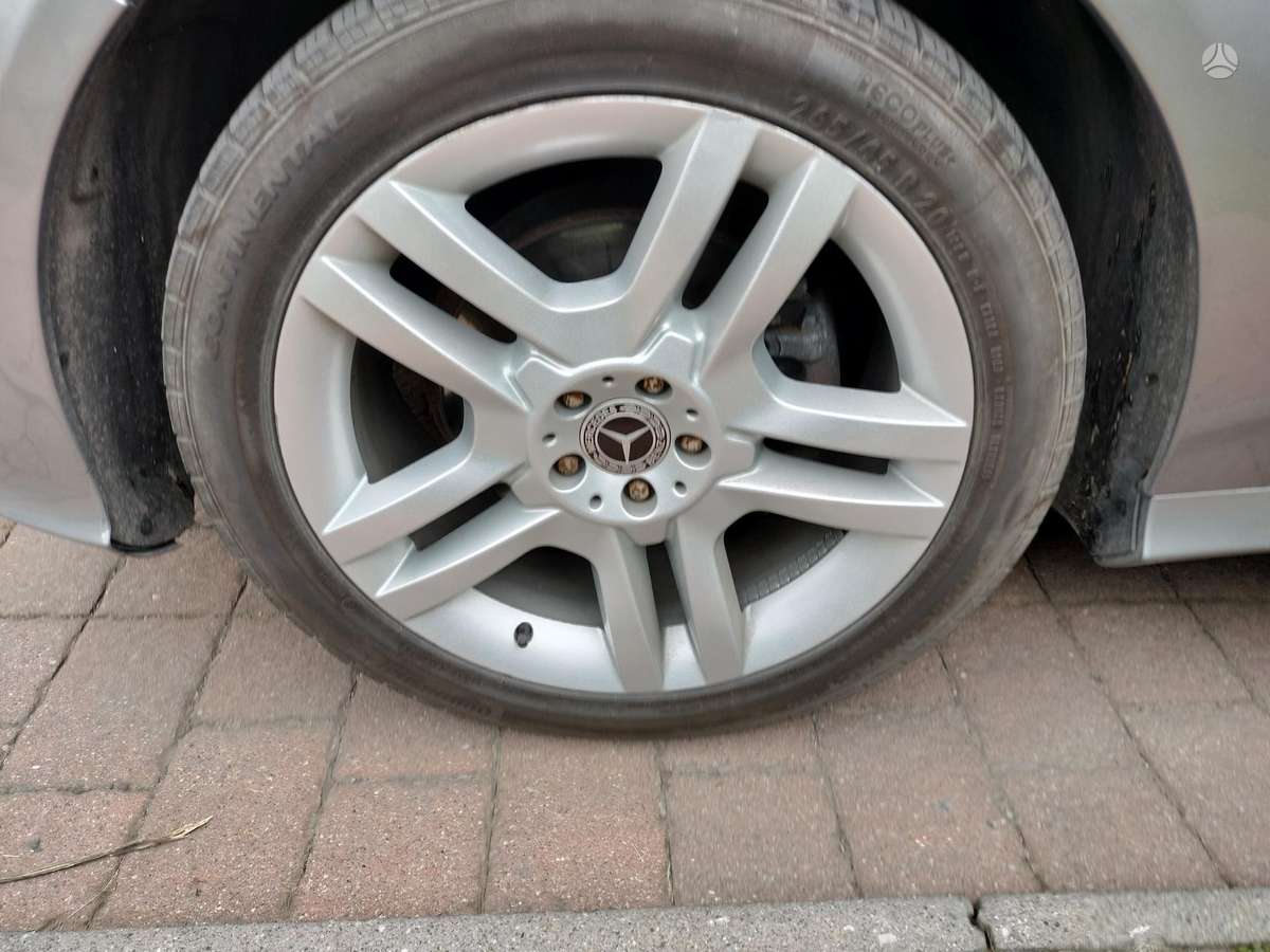 Mercedes-Benz R350 2011 — фото 18