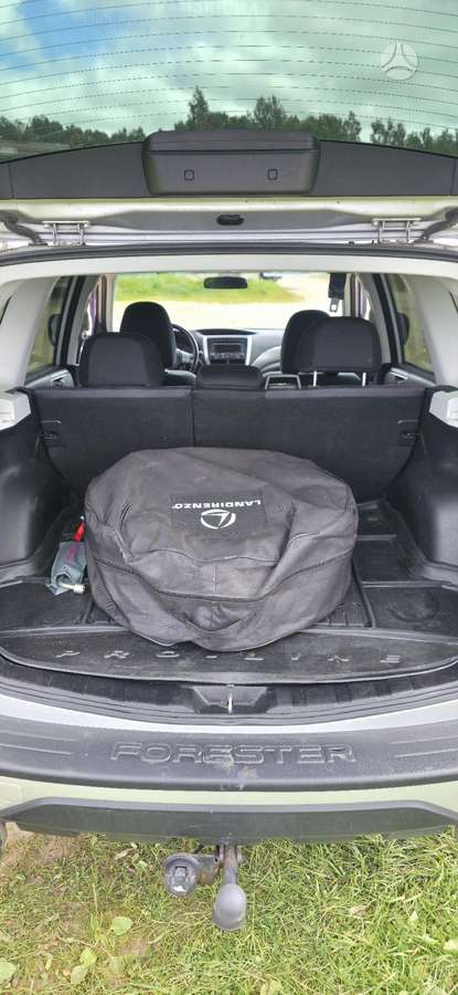 Subaru Forester 2010 — photo 7