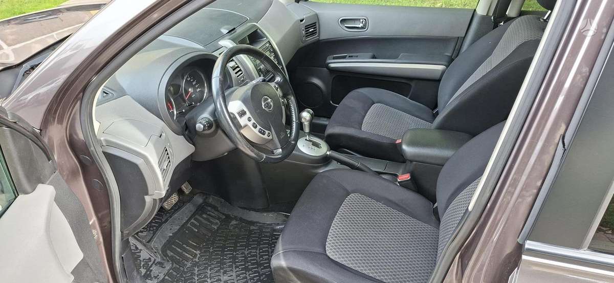 Nissan X-Trail 2007 — вигляд ззаду