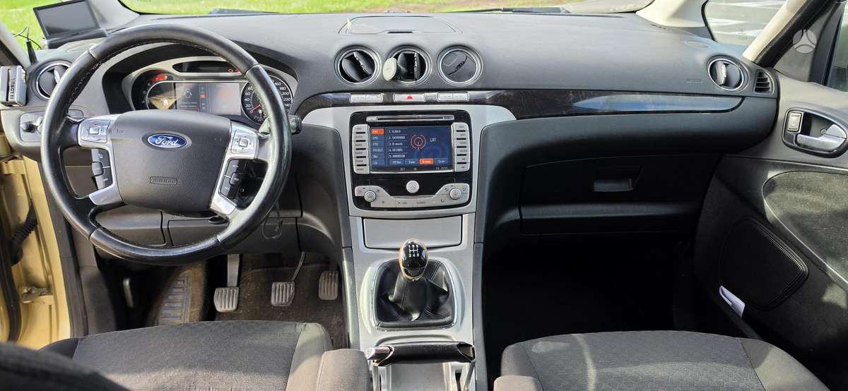 Ford Galaxy 2007 — photo 7