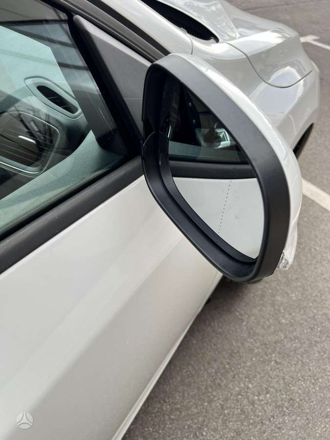 Volvo V60 2014 — photo 11