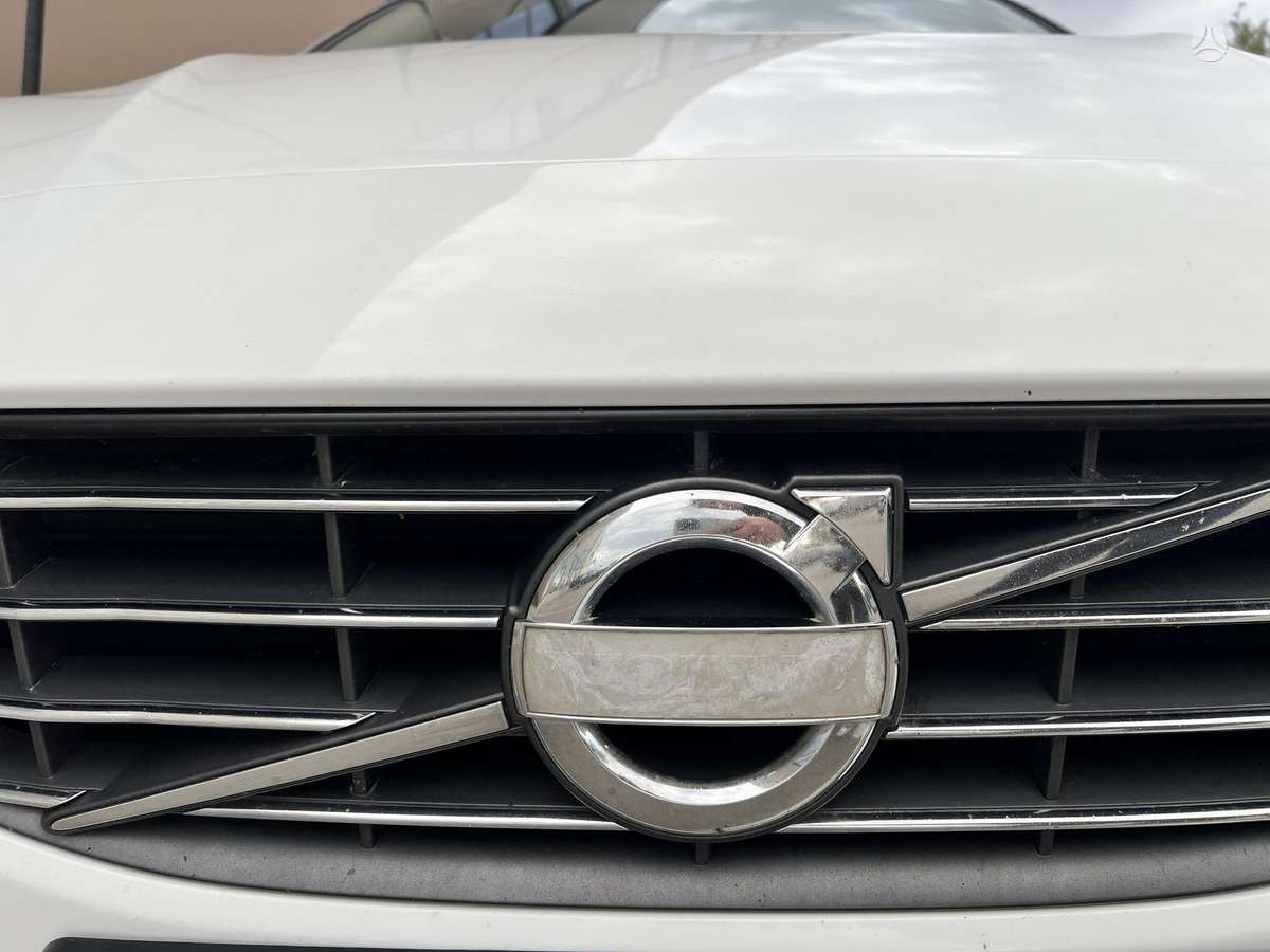 Volvo V60 2014 — photo 23