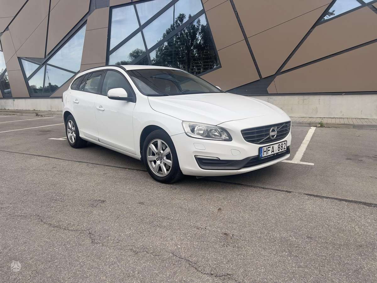 Volvo V60 2014 — photo 8