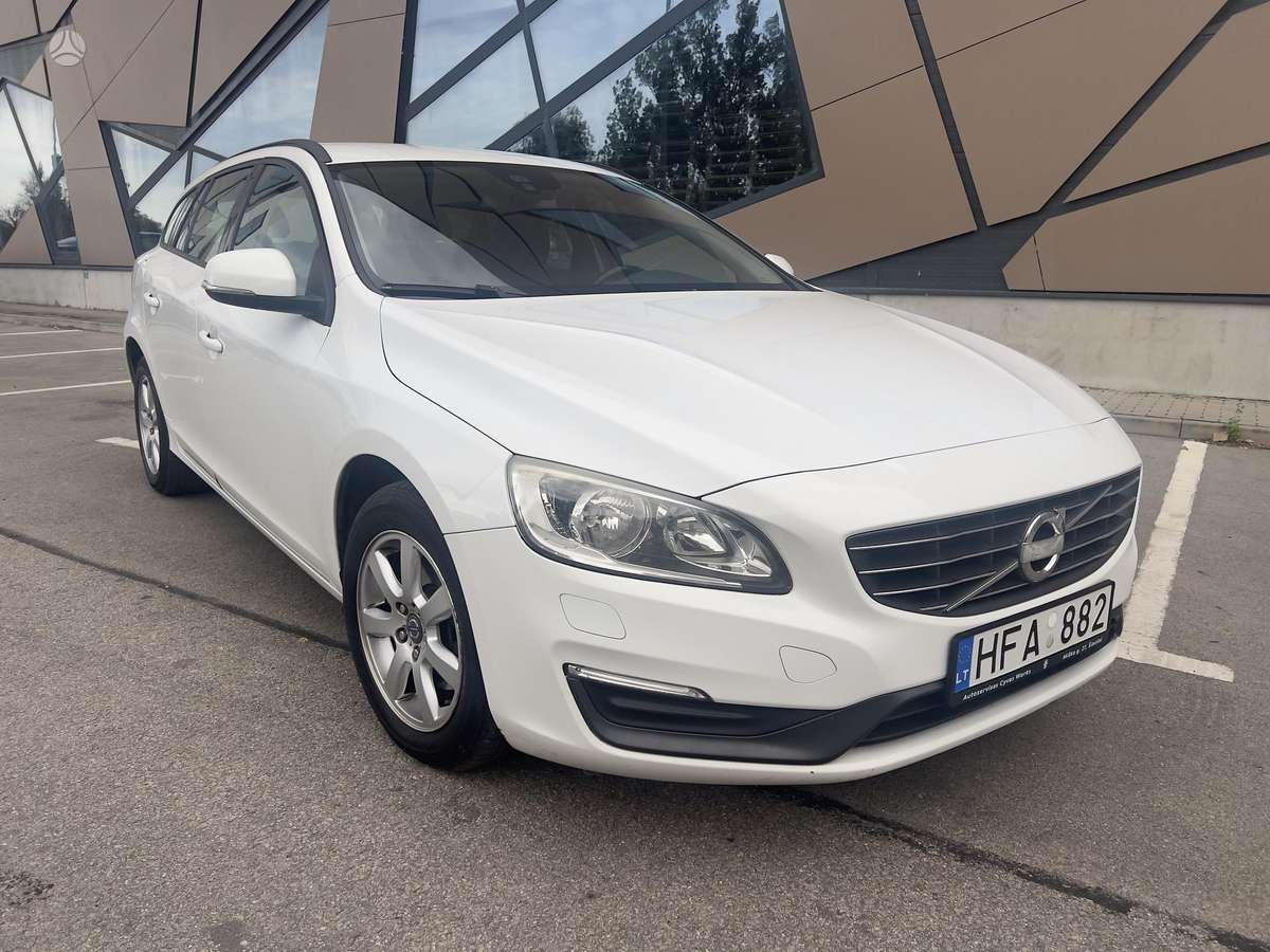 Volvo V60 2014 — photo 9
