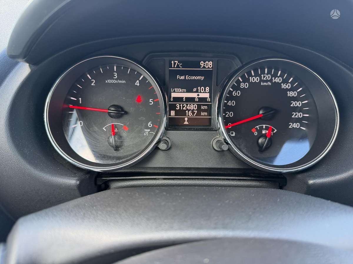 Nissan Qashqai+2 2011 — photo 10