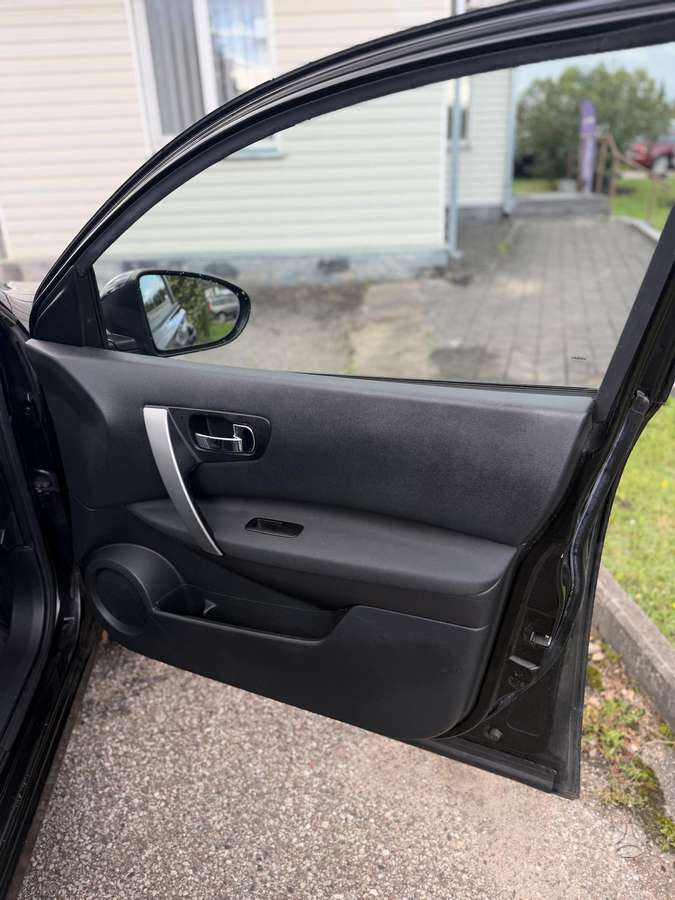 Nissan Qashqai+2 2011 — photo 21