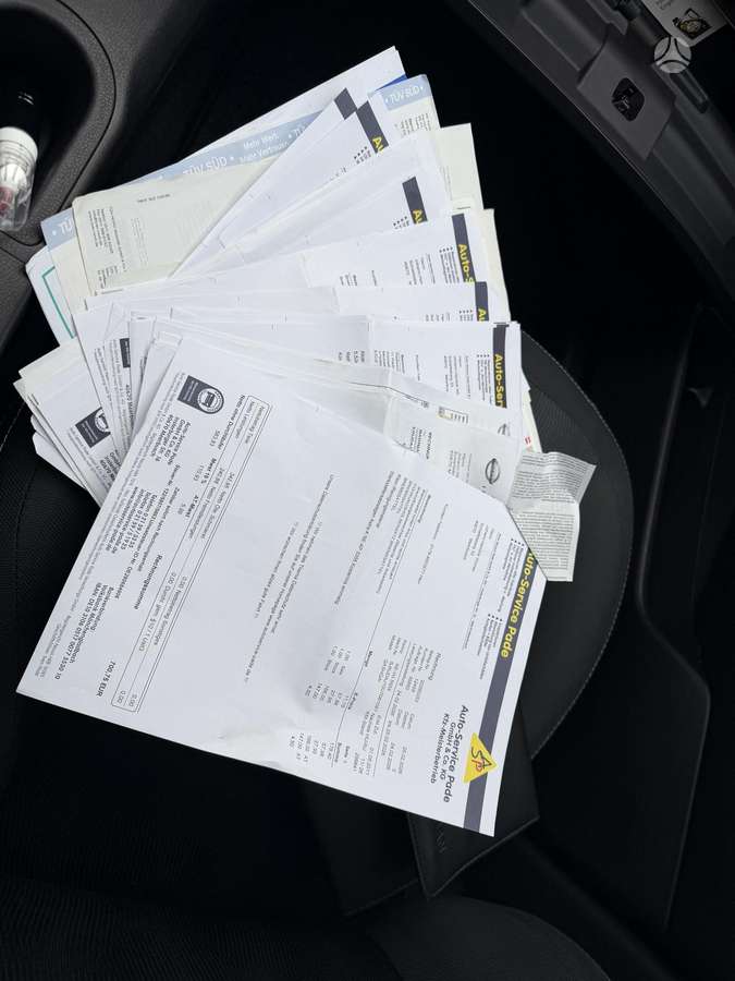 Nissan Qashqai+2 2011 — photo 24