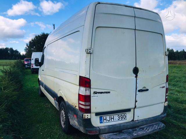 Mercedes-Benz Sprinter 2008 — вигляд ззаду